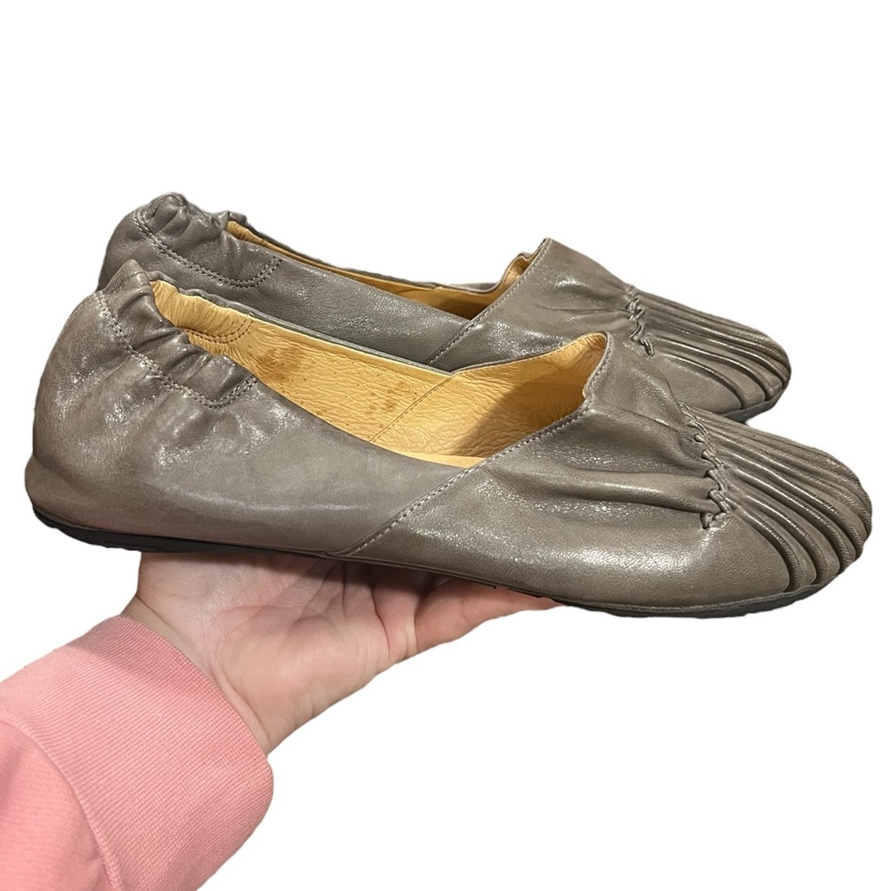 CHOCOLAT BLU Leather Cam Flat in Gray Size 9.5 - Picture 2 of 7